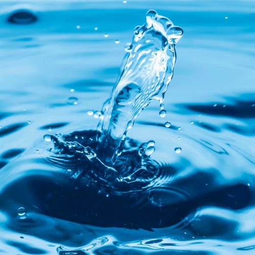 water-drops-splash-PXYPQU9-min